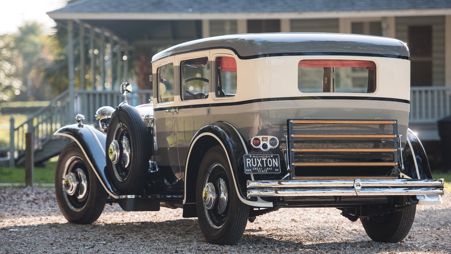 罚球战术策略在焦灼比赛中的应用,罚球线争球